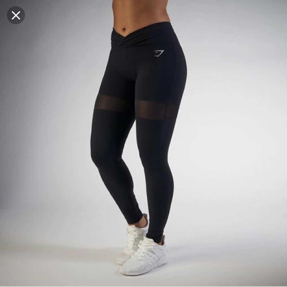 Poshmark
Gymshark x Nikki blackketter leggings